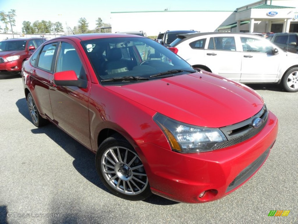 2010 Focus SES Sedan - Sangria Red Metallic / Charcoal Black photo #1