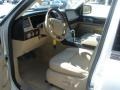Oxford White - Navigator Luxury Photo No. 5