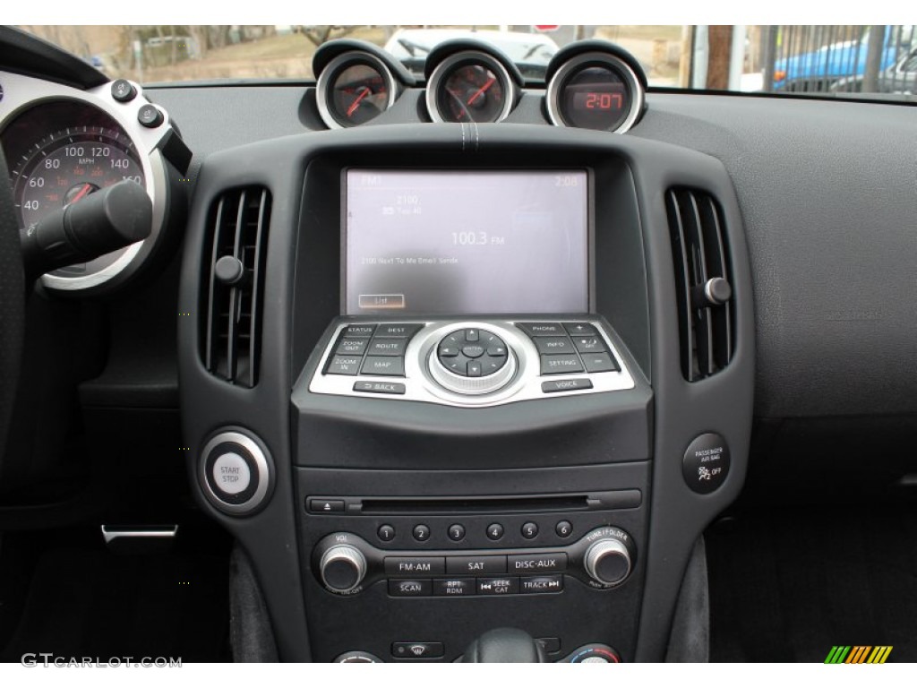 2010 Nissan 370Z Touring Roadster Controls Photo #78974317