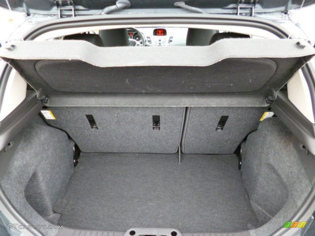 2011 Ford Fiesta SES Hatchback Trunk Photo #78975076