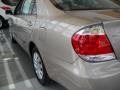 Desert Sand Mica - Camry LE Photo No. 7
