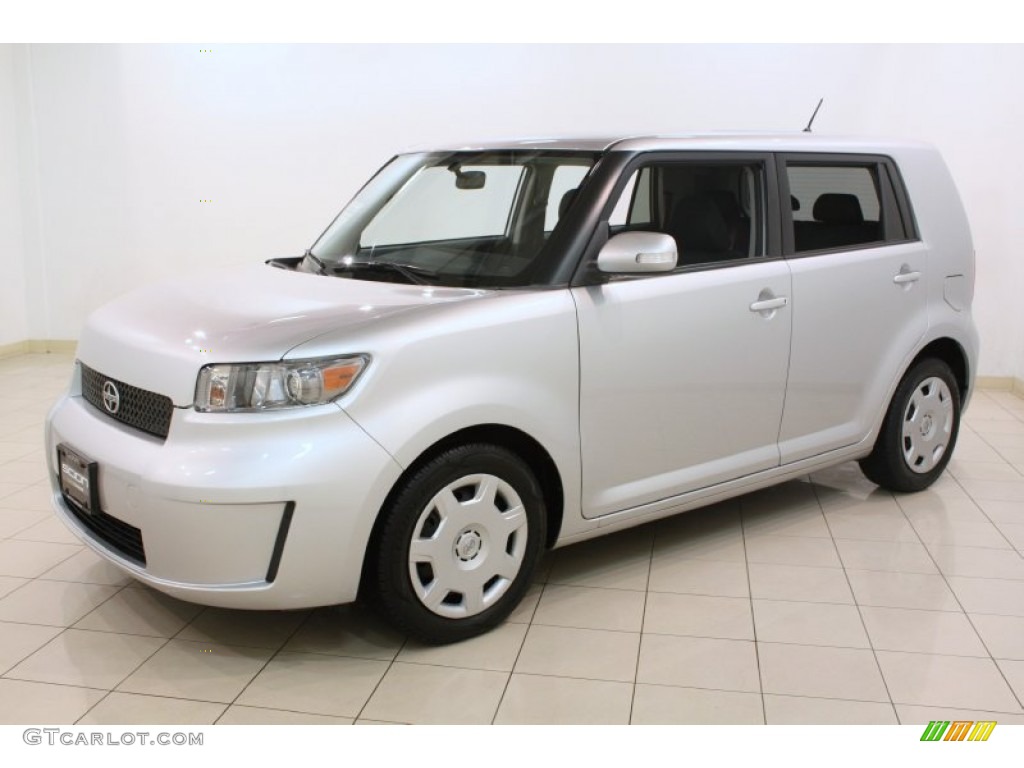 Classic Silver Metallic 2009 Scion xB Standard xB Model Exterior Photo #78976681