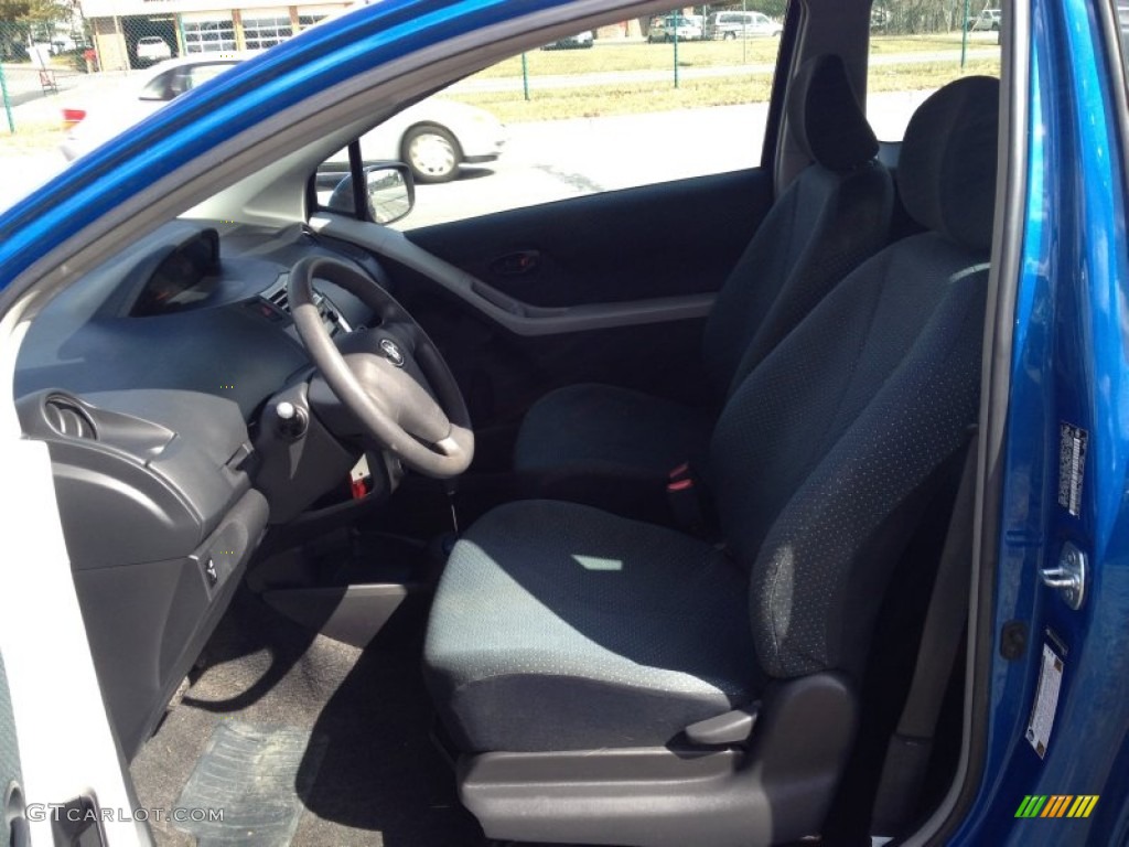 2007 Yaris 3 Door Liftback - Blazing Blue Metallic / Dark Charcoal photo #9