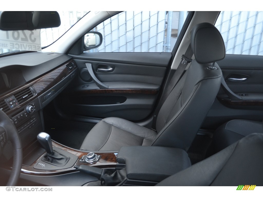 2010 3 Series 328i Sedan - Jet Black / Black photo #4