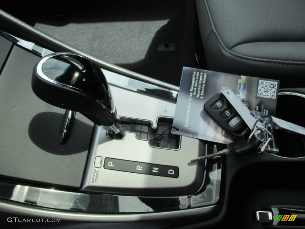 2013 Elantra Limited - Indigo Night / Gray photo #9