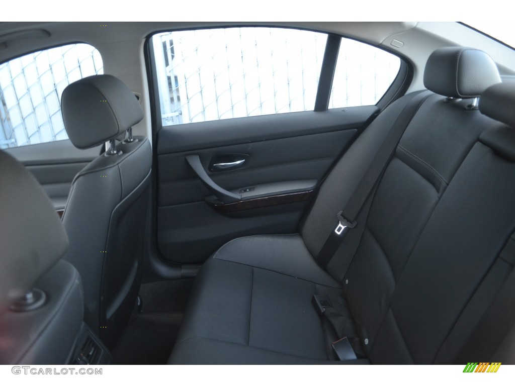 2010 3 Series 328i Sedan - Jet Black / Black photo #5