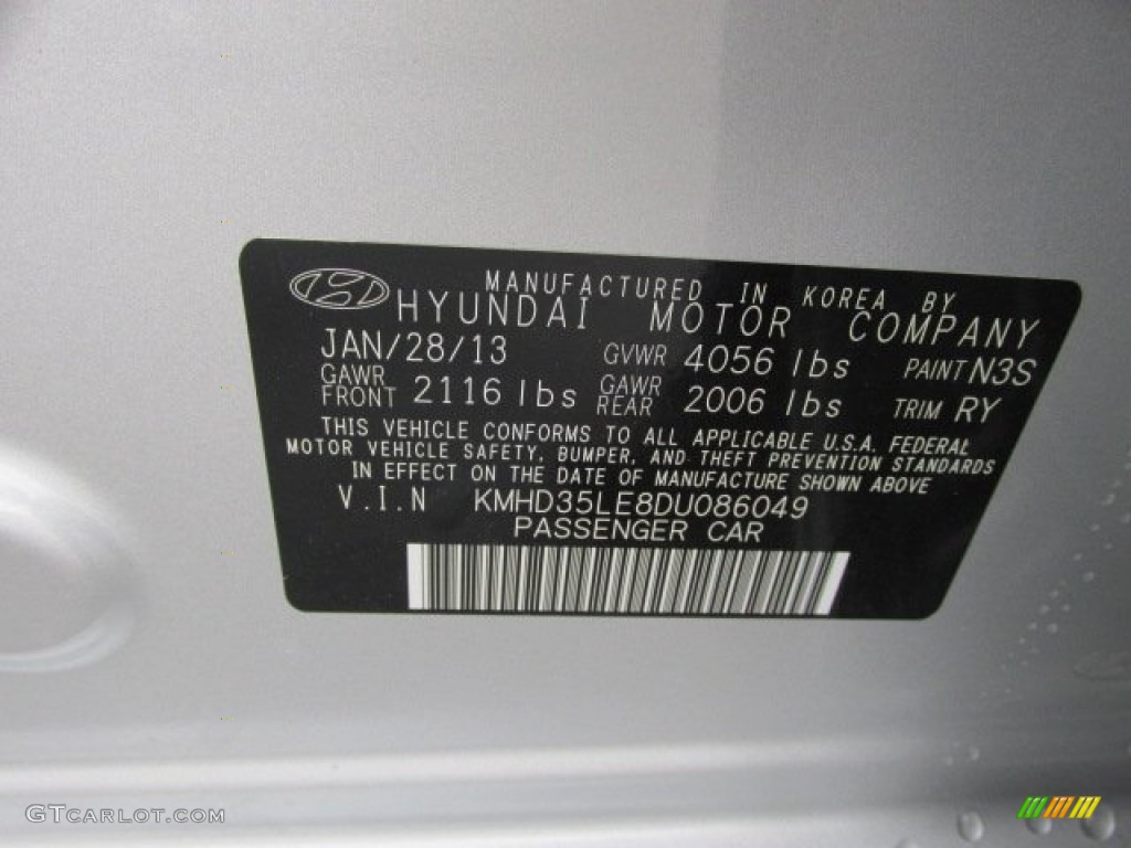 2013 Elantra GT - Silver / Black photo #10