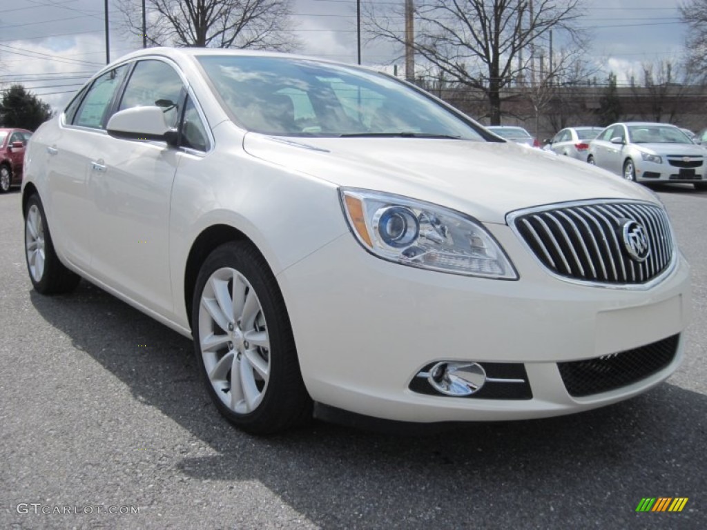 White Diamond Tricoat 2013 Buick Verano FWD Exterior Photo #78980479