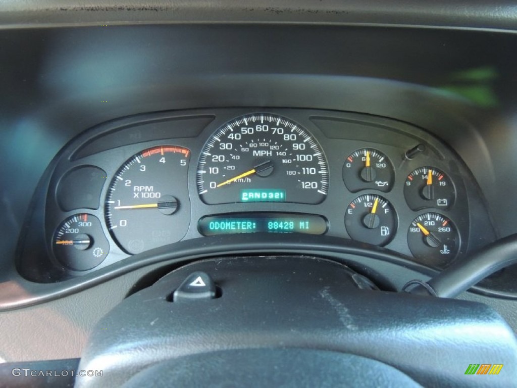 2005 Chevrolet Silverado 2500HD LS Crew Cab Gauges Photos