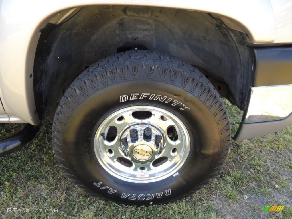 2005 Chevrolet Silverado 2500HD LS Crew Cab Wheel Photos