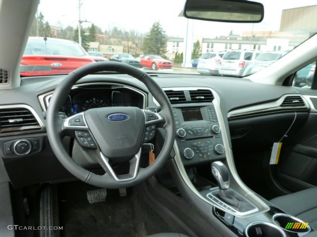 2013 Ford Fusion Hybrid SE Charcoal Black Dashboard Photo #78984957