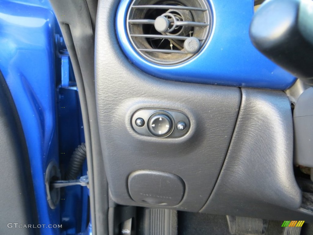 2005 PT Cruiser Touring Turbo Convertible - Midnight Blue Pearl / Dark Slate Gray photo #39