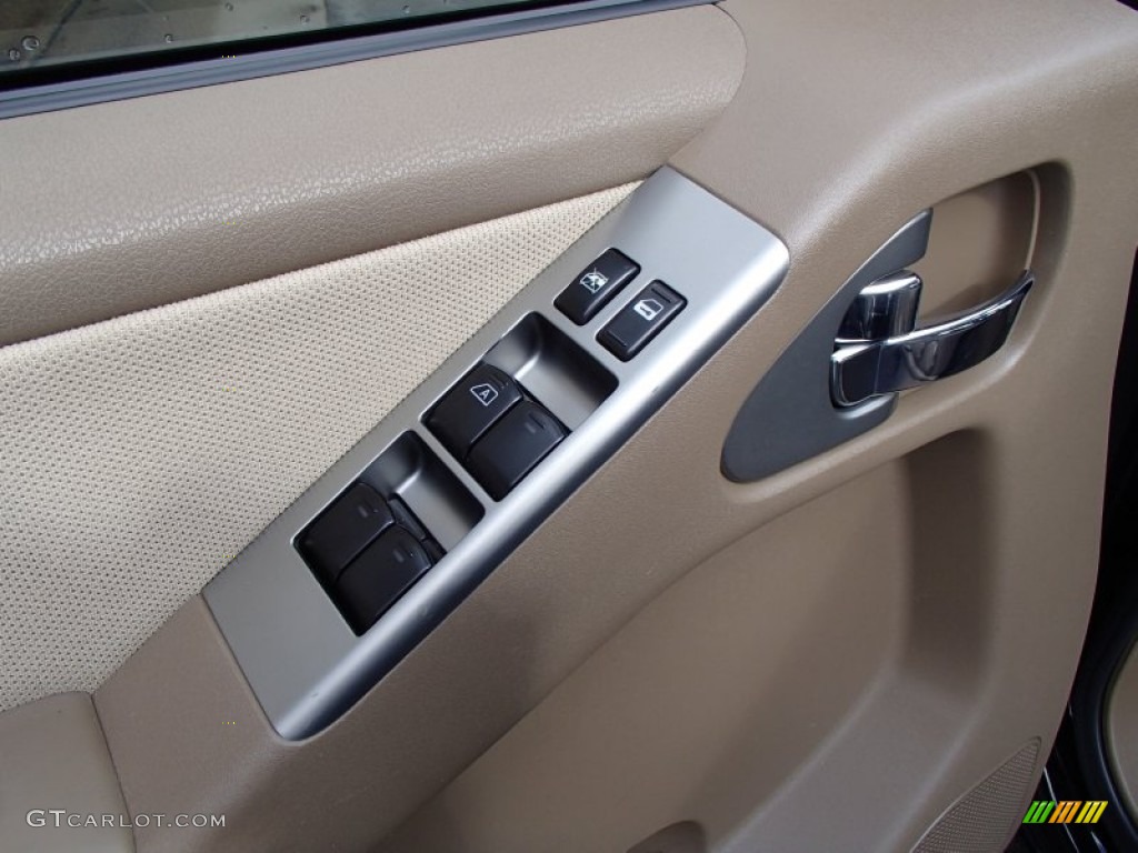 2006 Pathfinder S 4x4 - Super Black / Desert photo #15