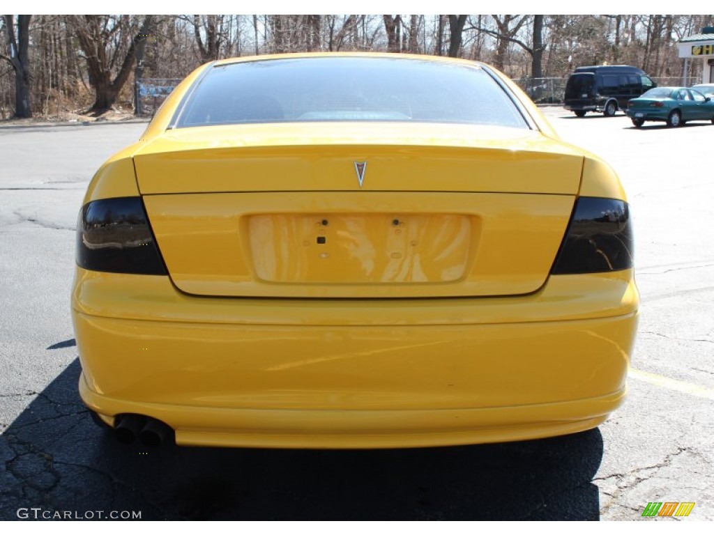 2004 GTO Coupe - Yellow Jacket / Black photo #5