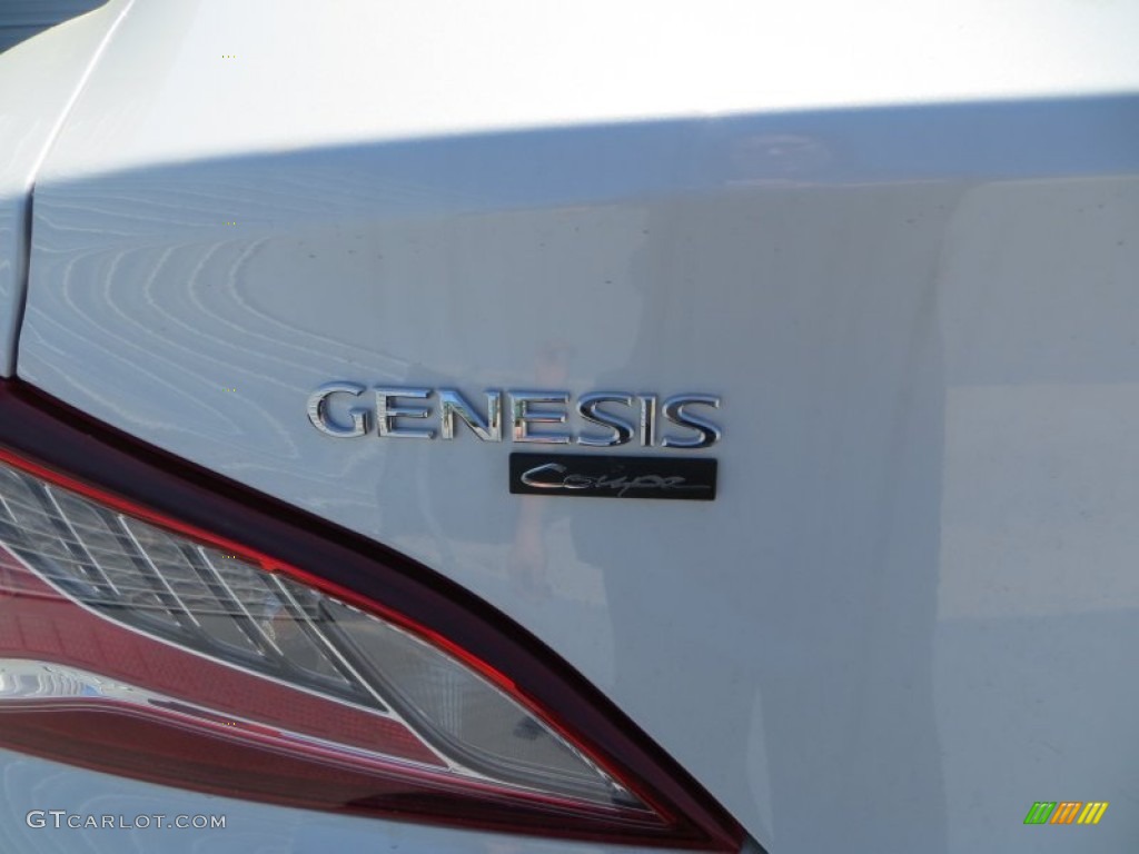 2013 Genesis Coupe 2.0T Premium - White Satin Pearl / Black Cloth photo #6