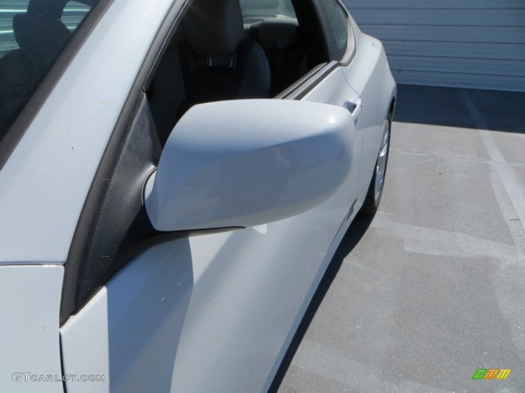 2013 Genesis Coupe 2.0T Premium - White Satin Pearl / Black Cloth photo #14