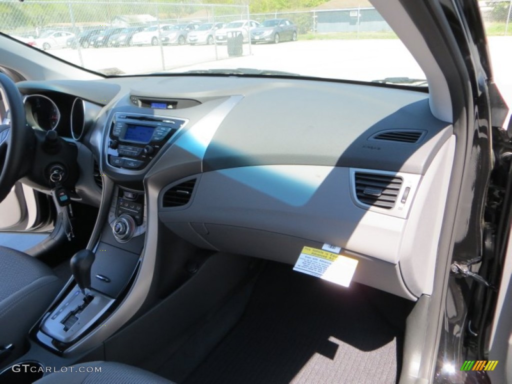 2013 Elantra Coupe GS - Black Noir Pearl / Gray photo #17