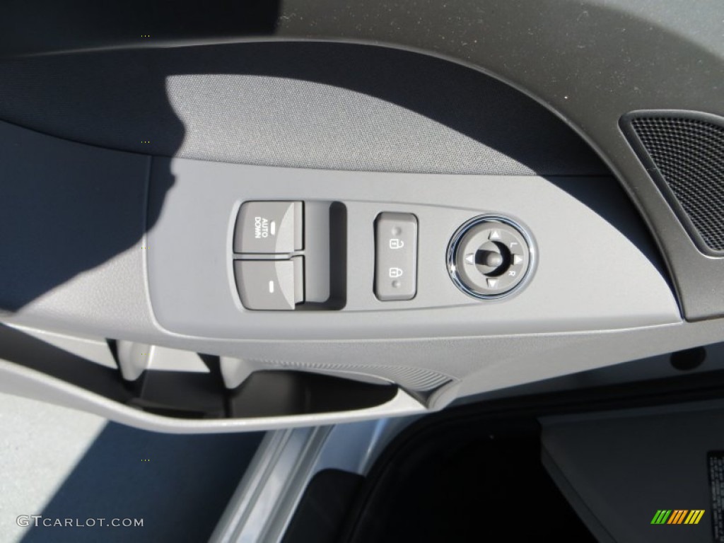 2013 Elantra Coupe GS - Silver / Gray photo #20