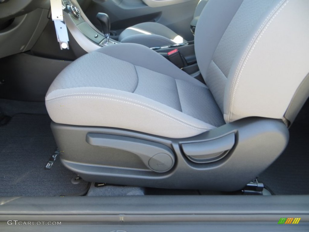 2013 Elantra Coupe GS - Silver / Gray photo #23