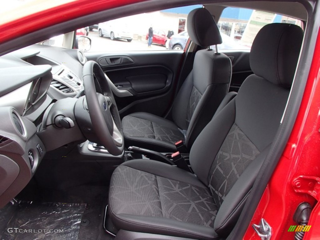 2013 Fiesta SE Sedan - Race Red / Charcoal Black photo #11