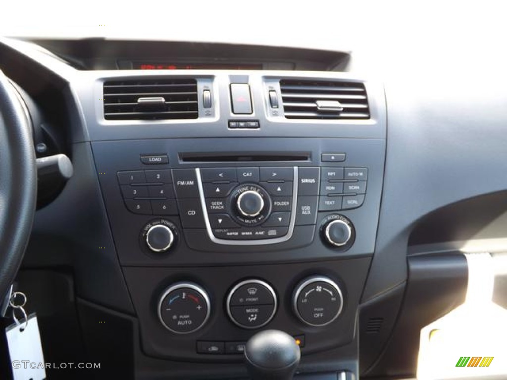 2013 MAZDA5 Sport - Crystal White Pearl / Sand photo #14