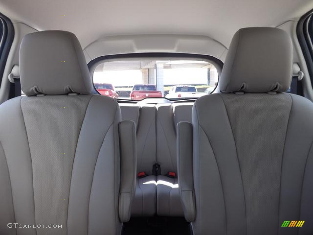 2013 MAZDA5 Sport - Crystal White Pearl / Sand photo #24