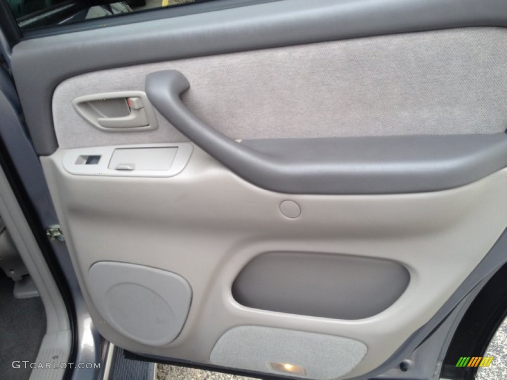 2001 Sequoia SR5 4x4 - Thunder Gray Metallic / Charcoal photo #27