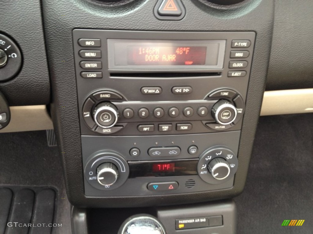 2007 Pontiac G6 GT Convertible Controls Photo #79000061