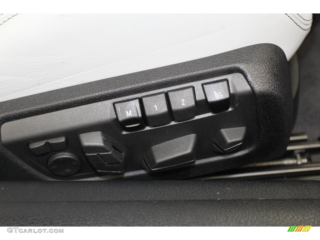 2012 BMW M6 Convertible Controls Photo #79000640