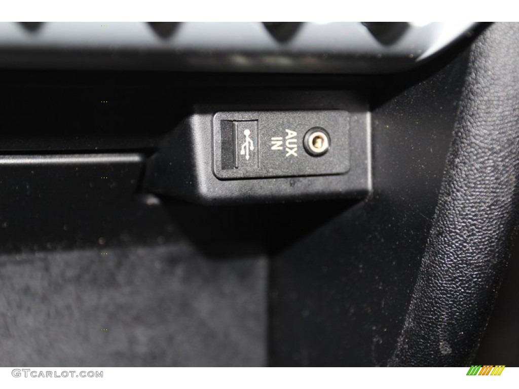 2010 Cooper Hardtop - Pepper White / Grey/Carbon Black photo #19