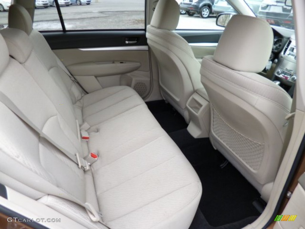 2011 Outback 2.5i Premium Wagon - Caramel Bronze Pearl / Warm Ivory photo #11