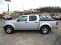 2011 Radiant Silver Metallic Nissan Frontier SV Crew Cab 4x4  photo #4