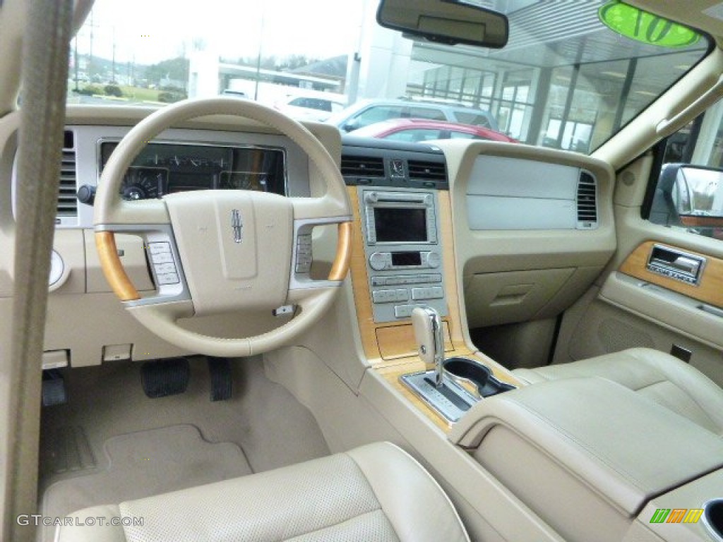 2007 Navigator Elite 4x4 - White Chocolate Tri-Coat / Camel photo #18