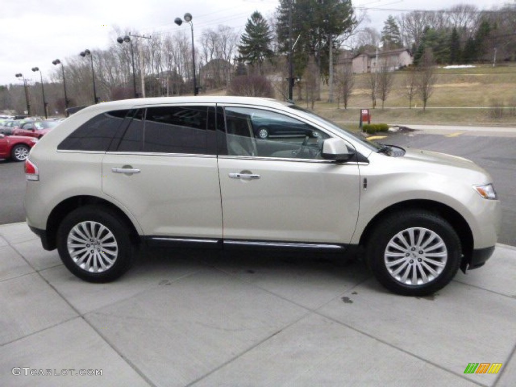 Gold Leaf Metallic 2011 Lincoln MKX FWD Exterior Photo #79010367