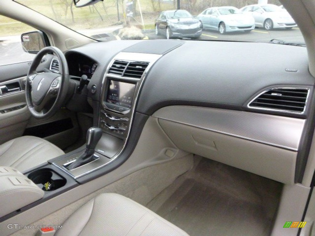 2011 Lincoln MKX FWD Medium Light Stone Dashboard Photo #79010476