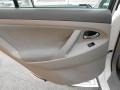 Super White - Camry LE Photo No. 22