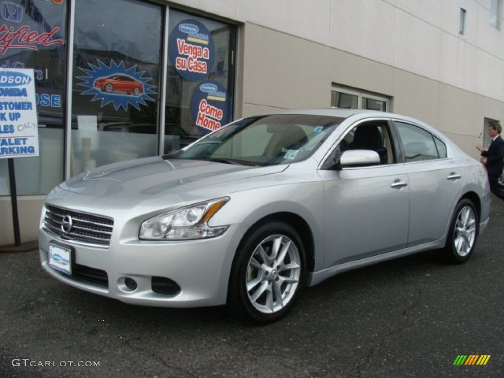2010 Maxima 3.5 S - Radiant Silver / Charcoal photo #1