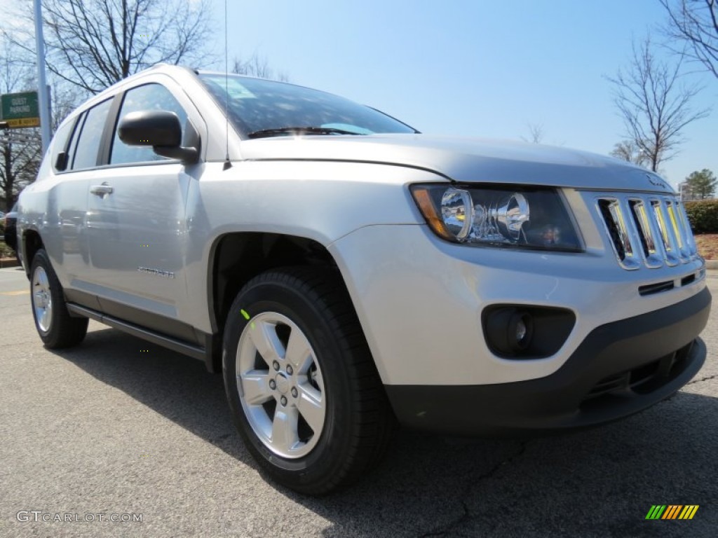 Bright Silver Metallic 2014 Jeep Compass Sport Exterior Photo #79014925
