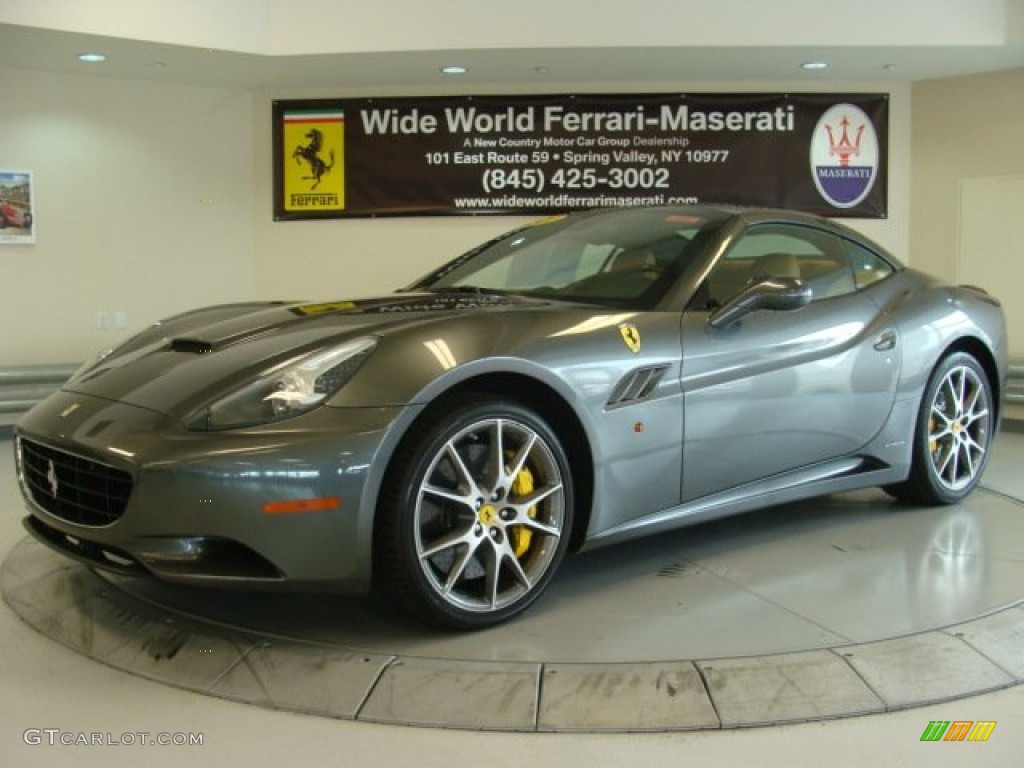 2011 California  - Grigio Silverstone (Dark Grey Metallic) / Cuoio photo #5