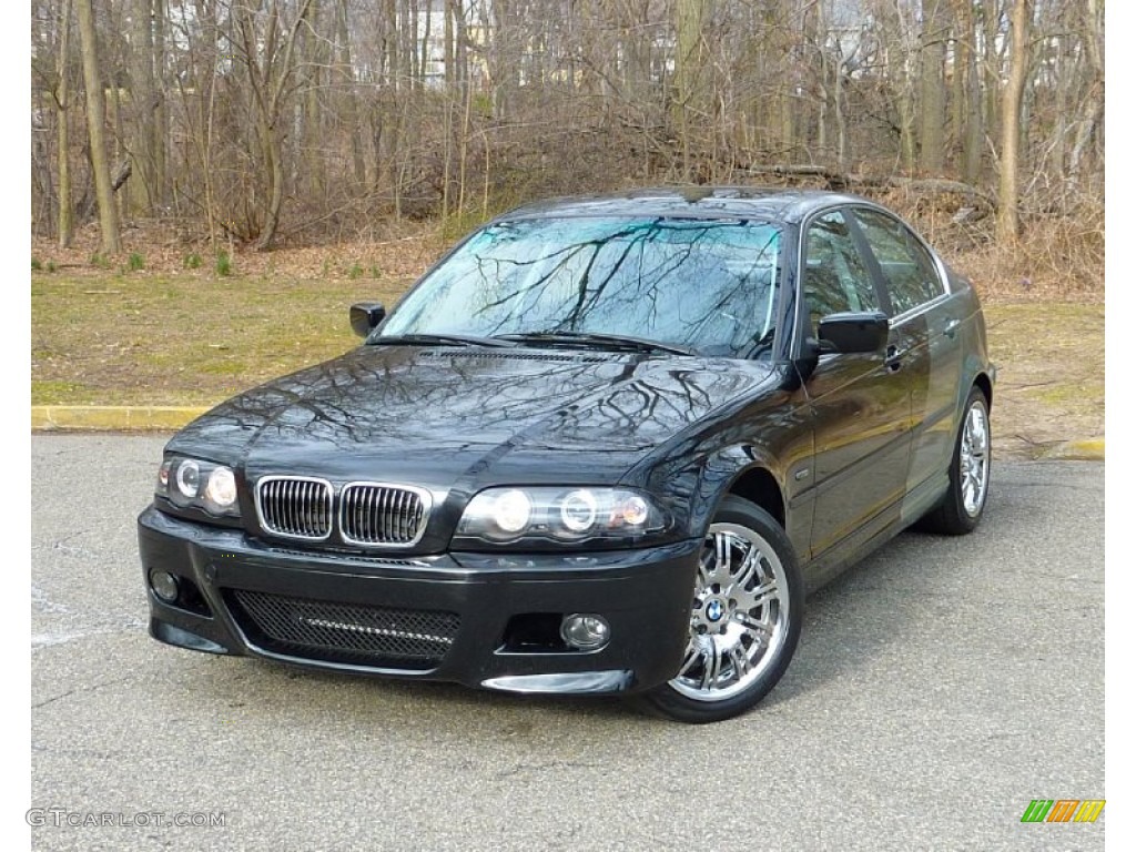 2001 3 Series 330i Sedan - Black Sapphire Metallic / Black photo #3