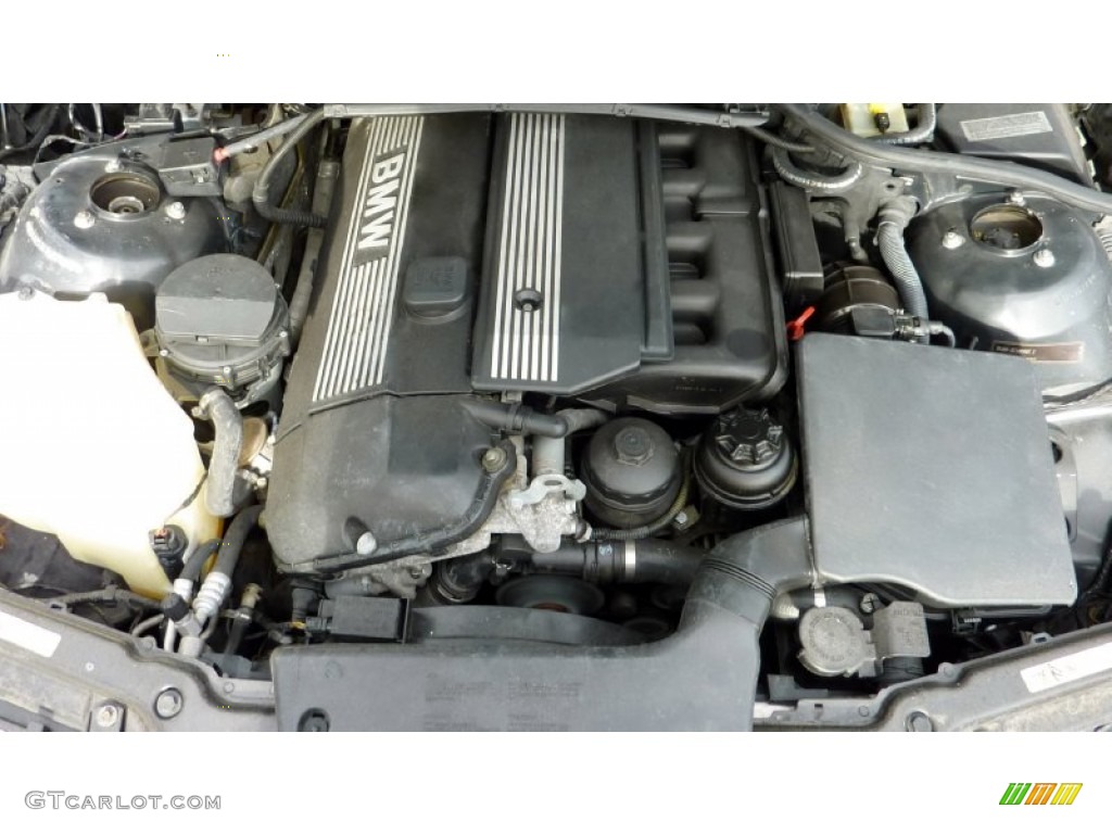 2001 3 Series 330i Sedan - Black Sapphire Metallic / Black photo #27