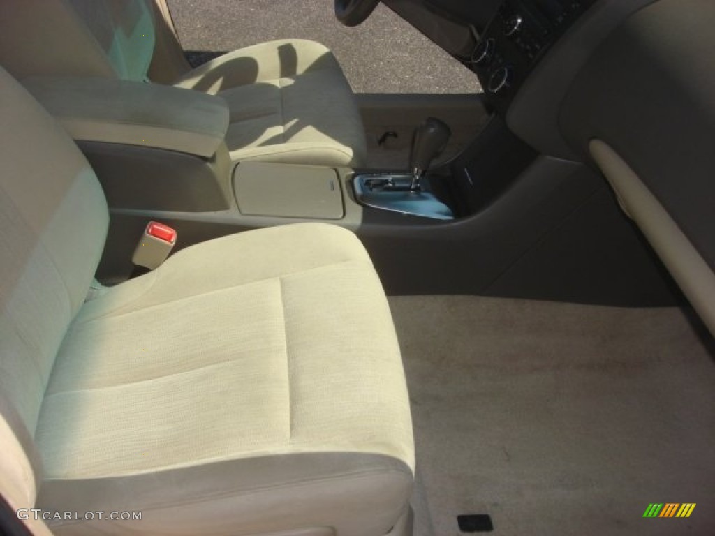 2010 Altima 2.5 S - Navy Blue / Blond photo #14