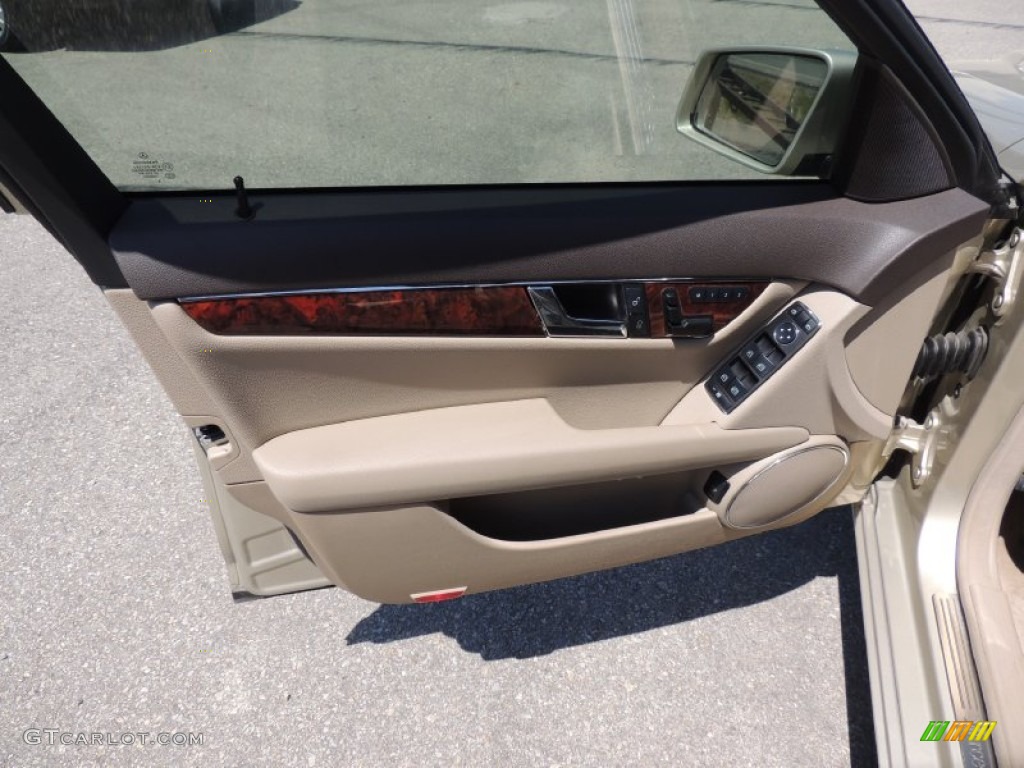2010 C 300 Luxury - Sand Beige Metallic / Almond/Mocha photo #15