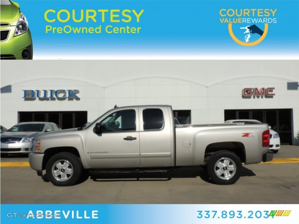 Silver Birch Metallic Chevrolet Silverado 1500