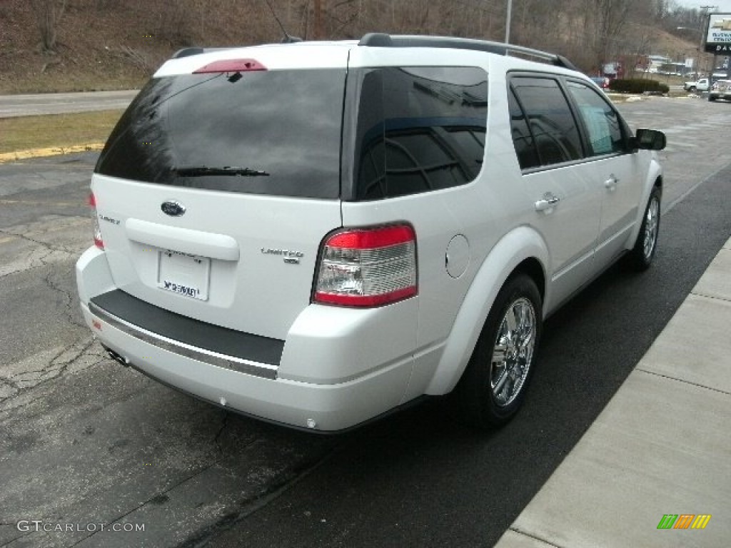 2008 Taurus X Limited AWD - Oxford White / Camel photo #4