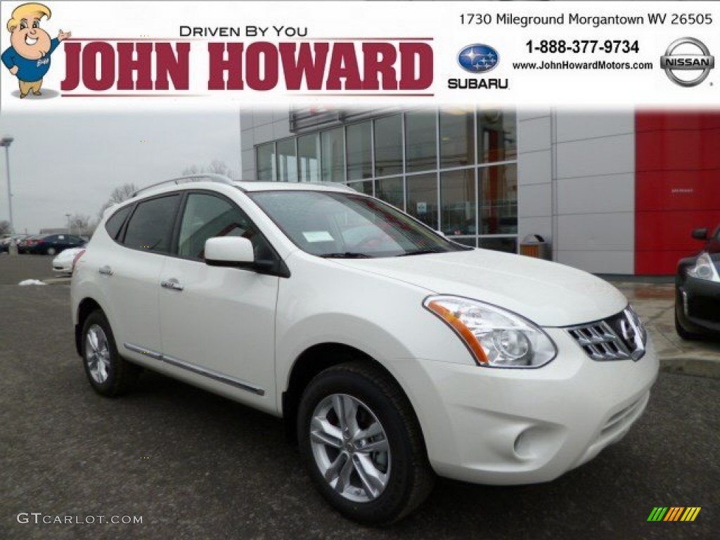 Pearl White Nissan Rogue