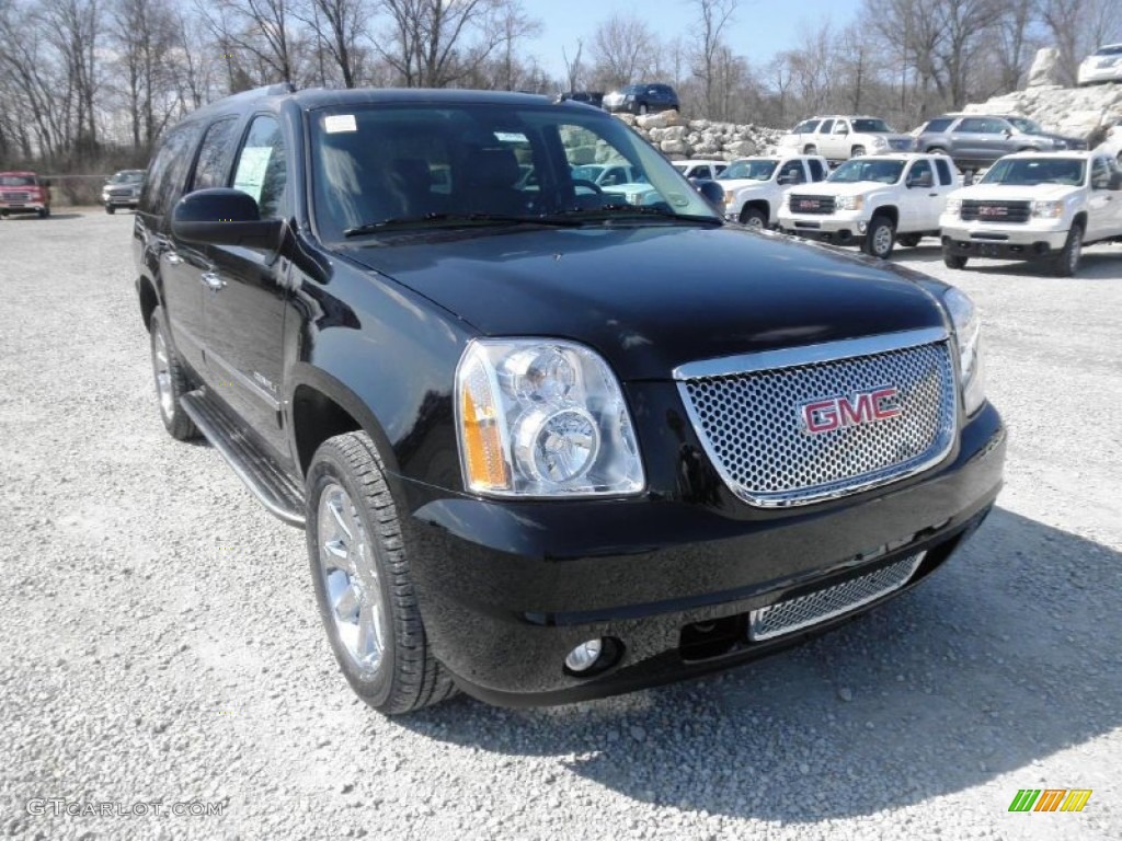 2013 Yukon XL Denali AWD - Onyx Black / Ebony photo #2