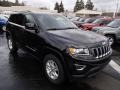 2014 Brilliant Black Crystal Pearl Jeep Grand Cherokee Laredo 4x4  photo #4