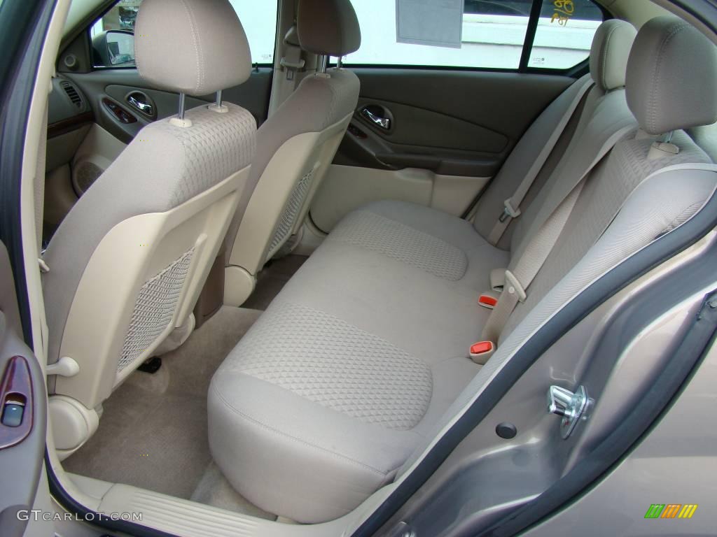 2008 Malibu Classic LT Sedan - Amber Bronze Metallic / Cashmere Beige photo #12