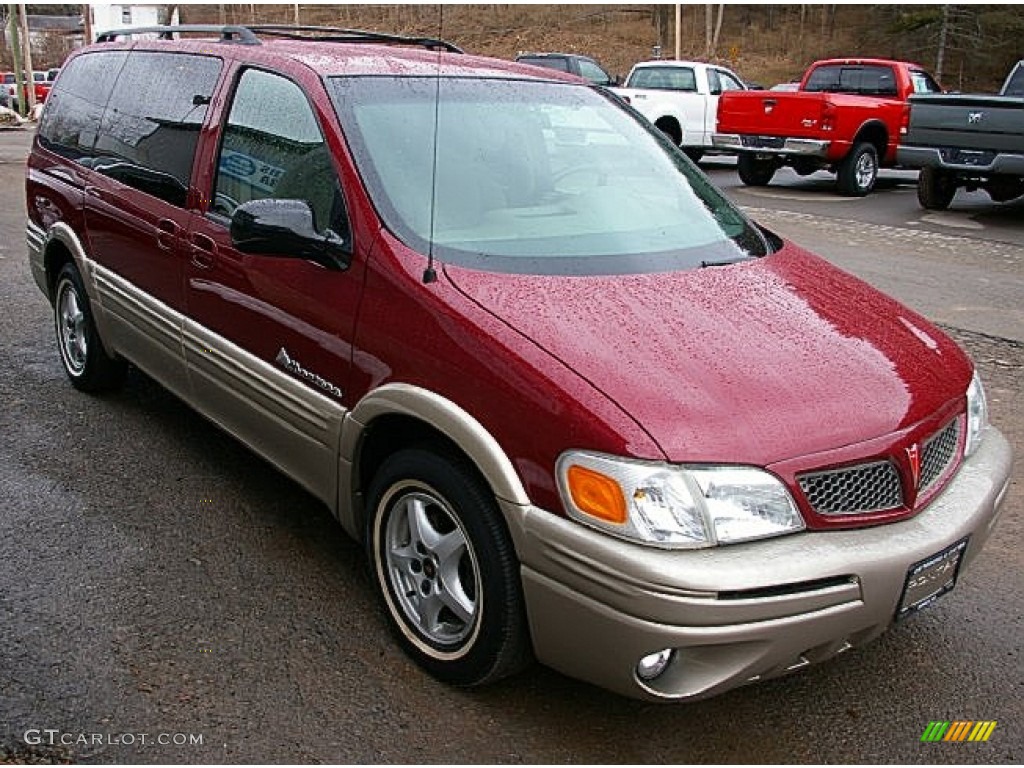 2004 Montana  - Sport Red Metallic / Taupe photo #11